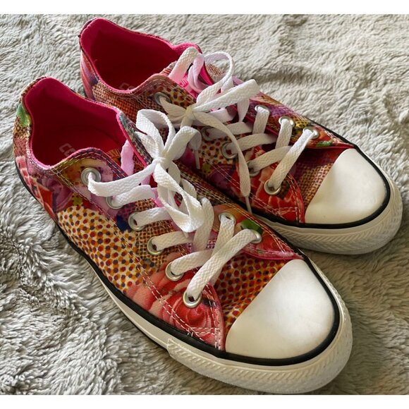 Converse Women's Chuck Taylor All Star Ox 'Digital Floral' (7) - Picture 1 of 6